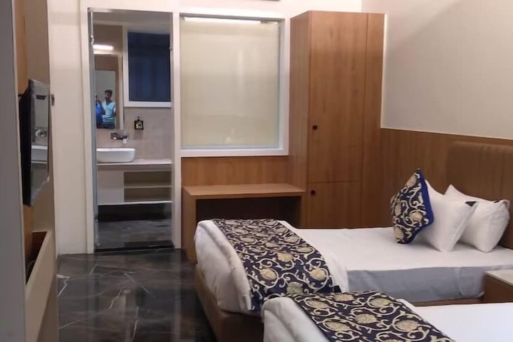 Room 3 of 14