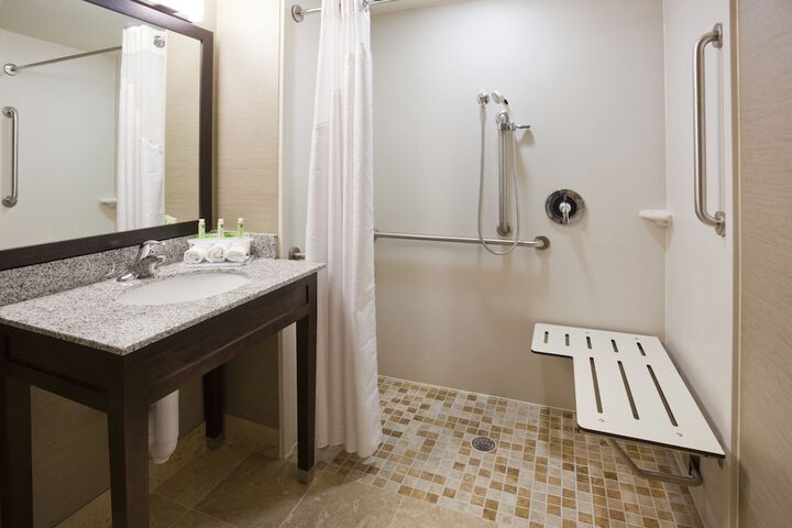 Standard King Bed Accessible (7 of 7)