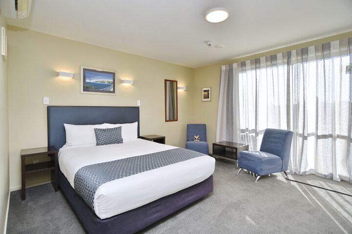 Room 75 of 196