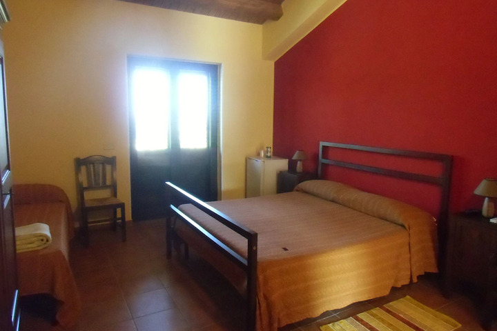 Room 8 of 9