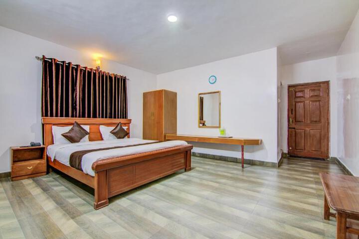 OYO Hotel All Season