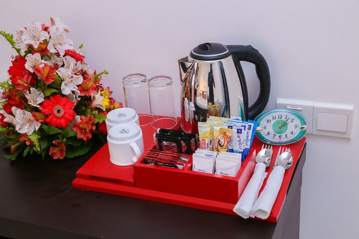 Breakfast/Coffee Service 21 of 74