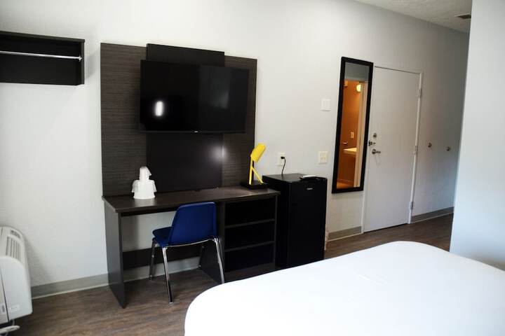 Room 19 of 57