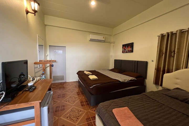 Room 29 of 60