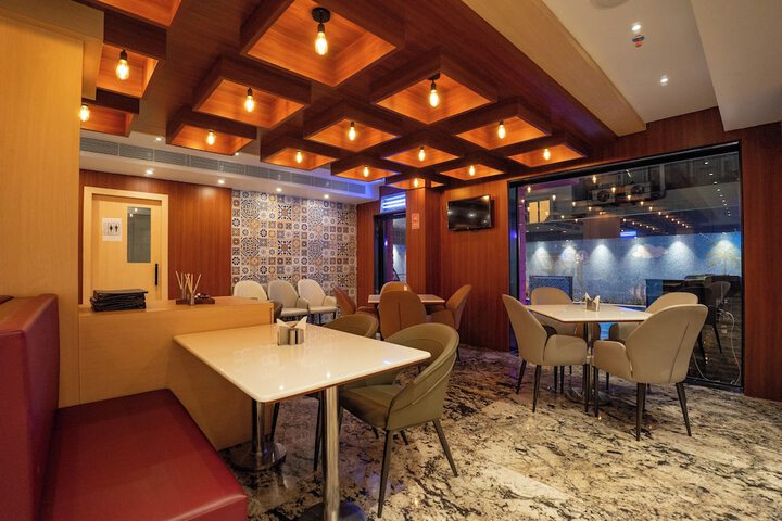 Dining 116 of 174