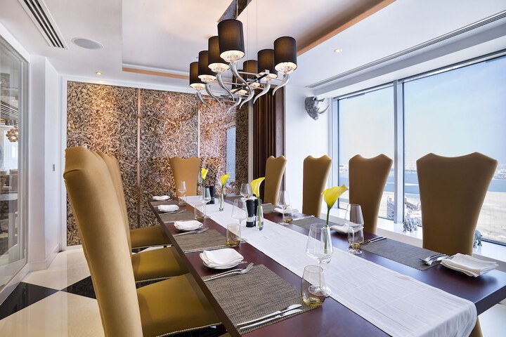 Dining 52 of 71