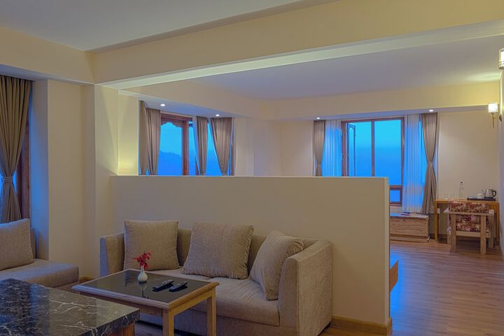 Room 15 of 59