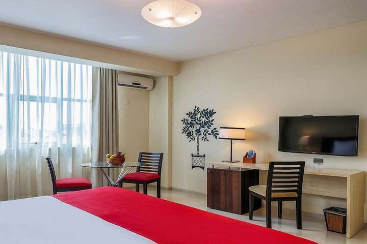 Room 8 of 35