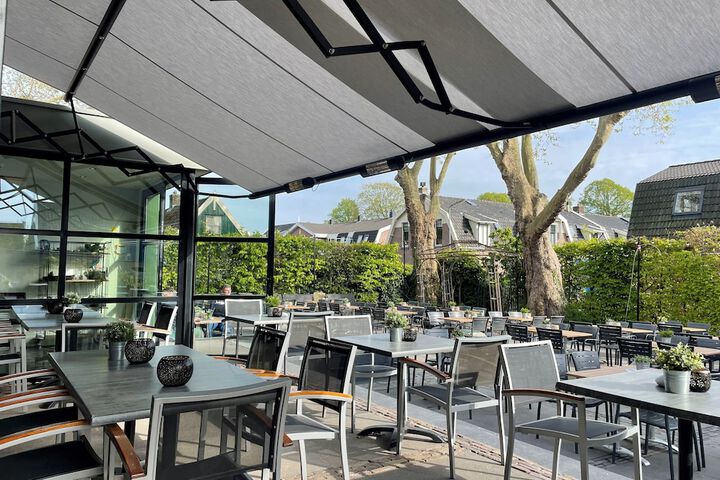 Sundeck 24 of 25