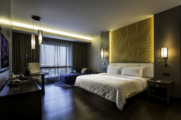 Room 11 of 189