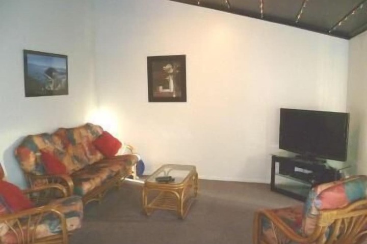 Room 15 of 26