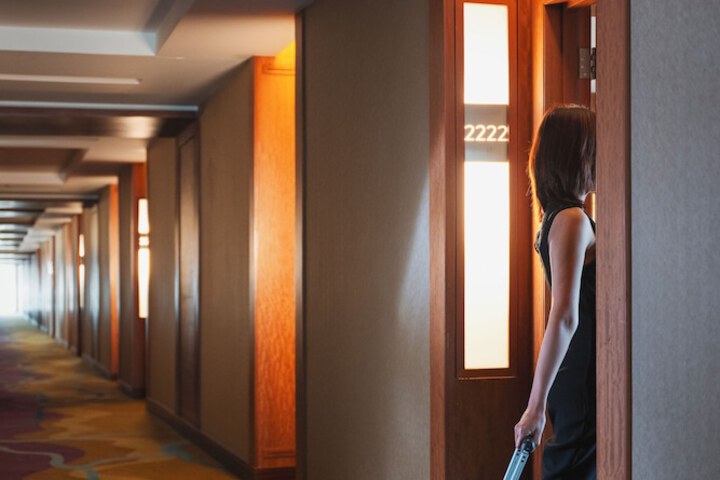 Ballroom/Hall 72 of 88