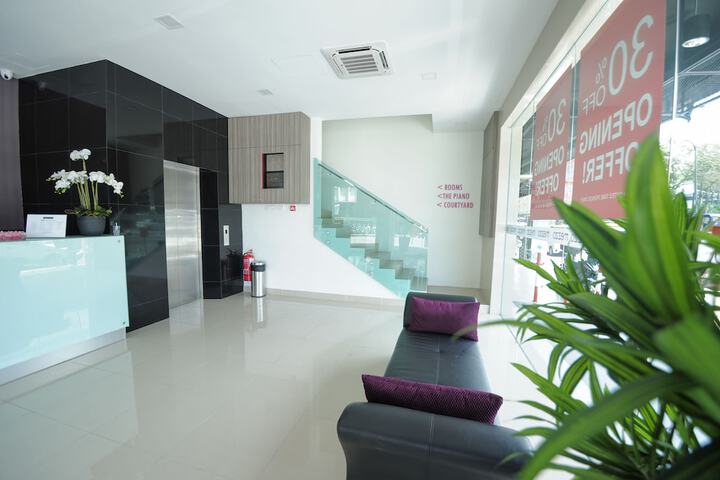 Guest Lobby