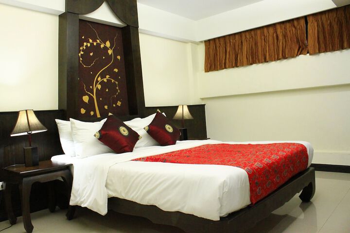 Room 17 of 39