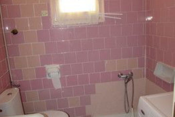 Room 3 of 22