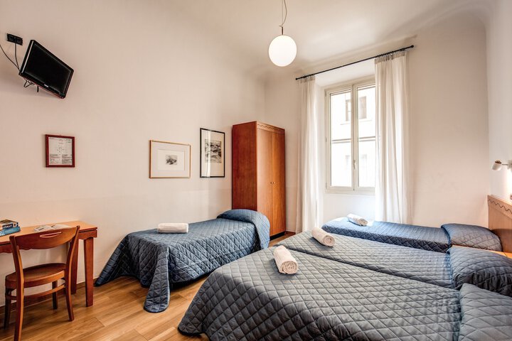 Room 9 of 21