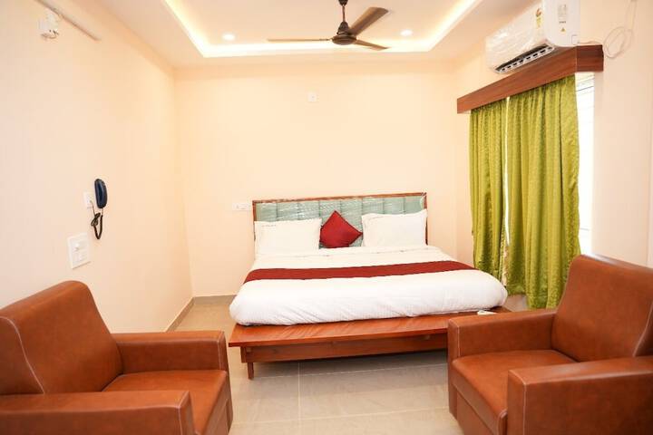 Room 6 of 7