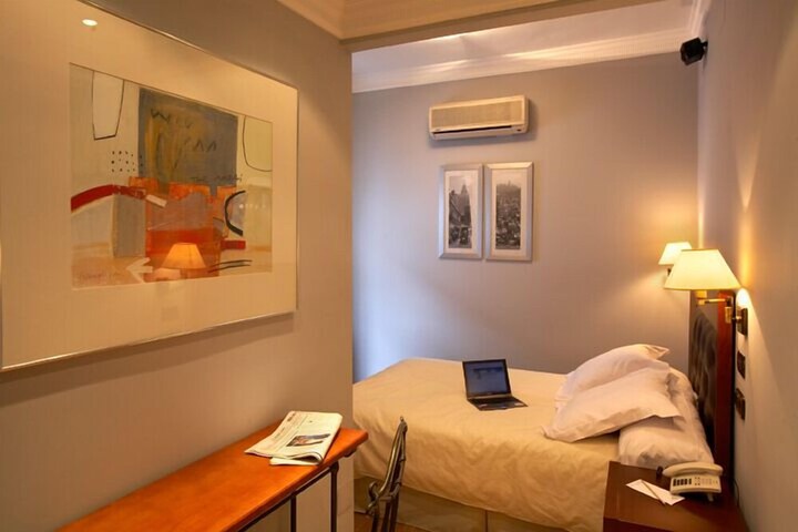 Room 19 of 52