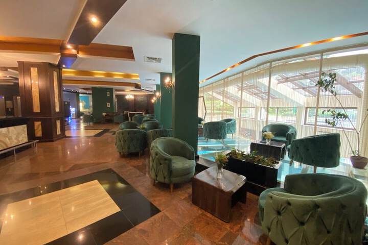 Hotel Interior 4 of 43