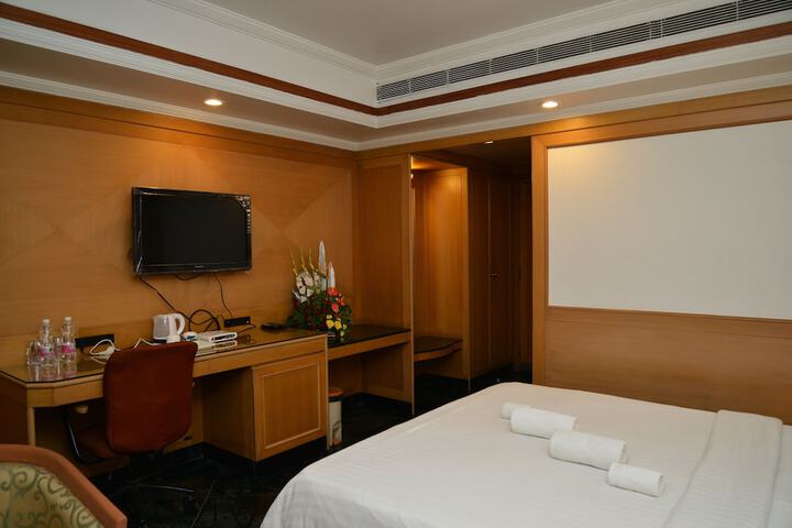 Room 14 of 41