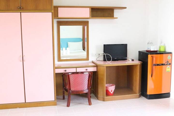 Room 5 of 22