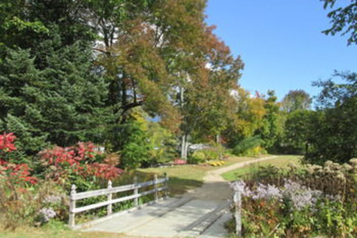 Property Grounds 34 of 38