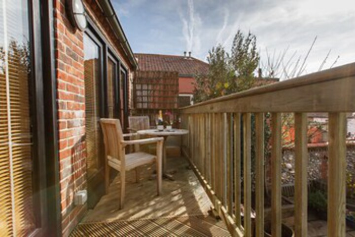 Terrace/Patio 2 of 15