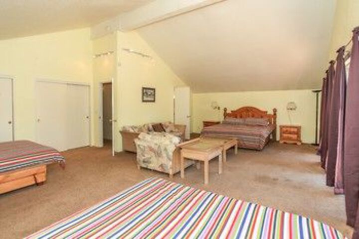 Room 40 of 50