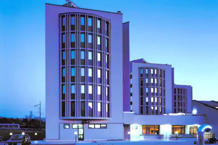 Hotel 28 of 28