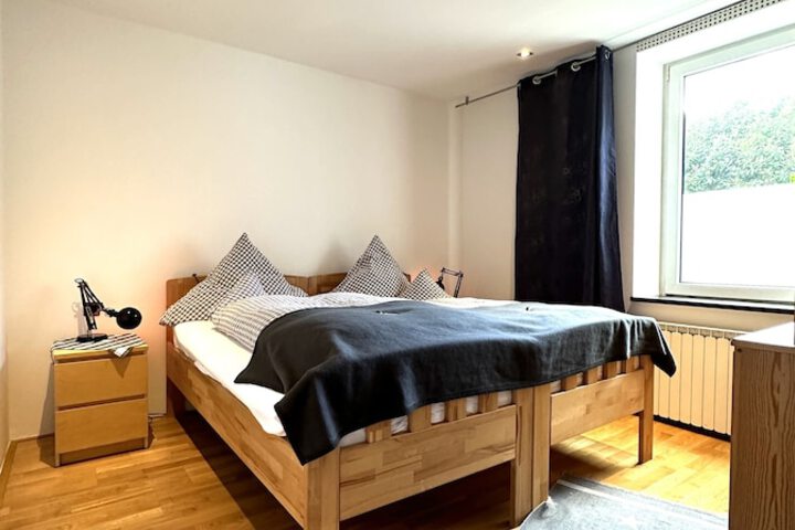 Room 4 of 60