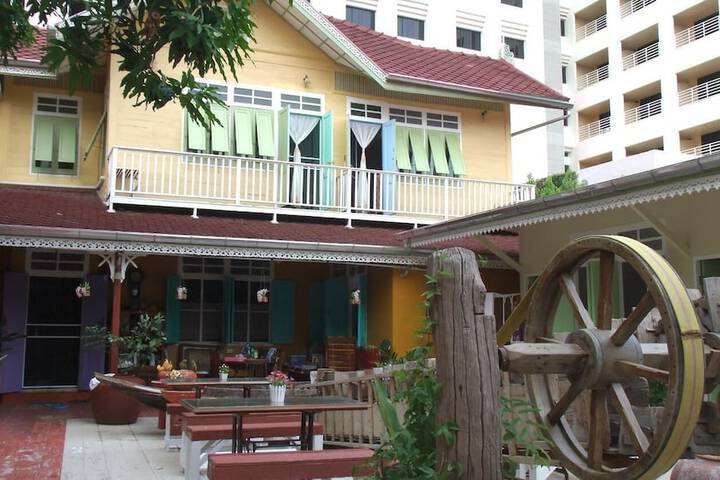 Hotel 45 of 50