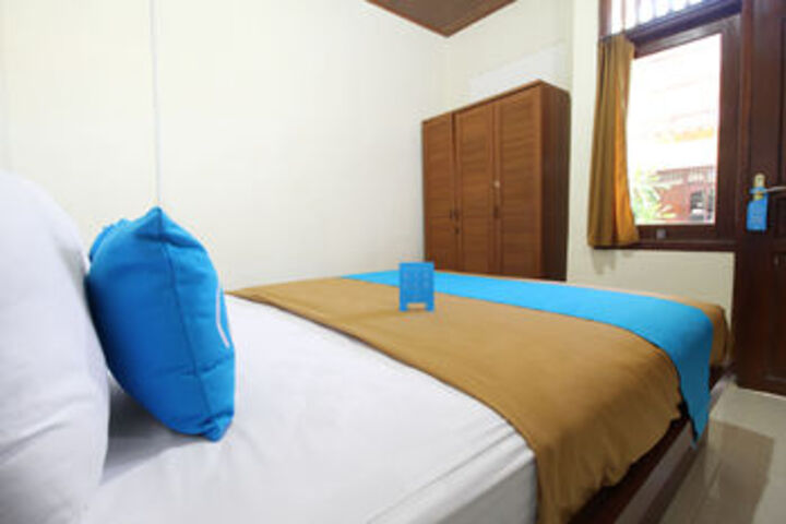 Room 11 of 29