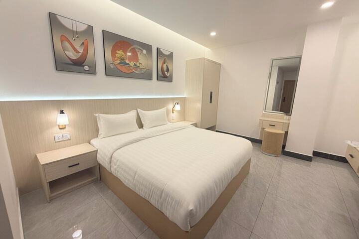 Room 15 of 68
