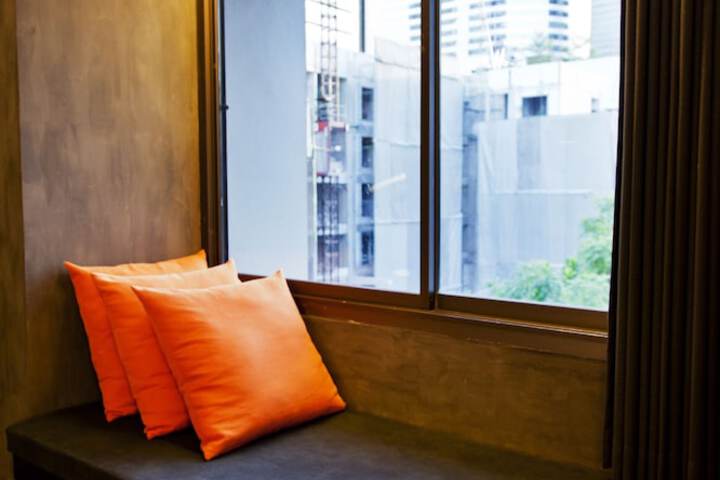 Room 16 of 39