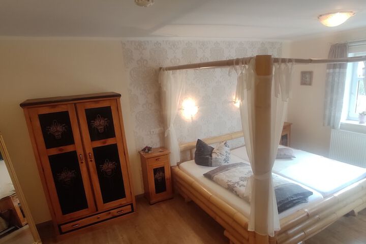 Room 5 of 47