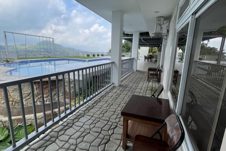 Terrace/Patio 101 of 104