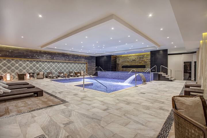 Spa 102 of 218