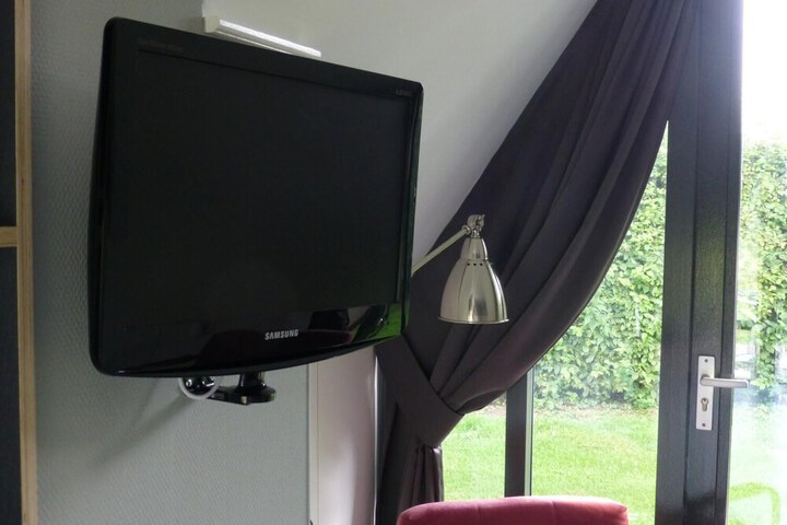 Room 7 of 30