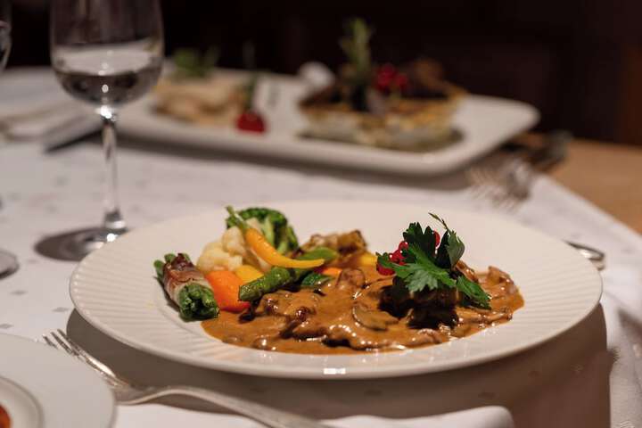 Dining 91 of 123