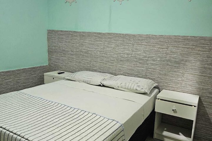 Room 14 of 63
