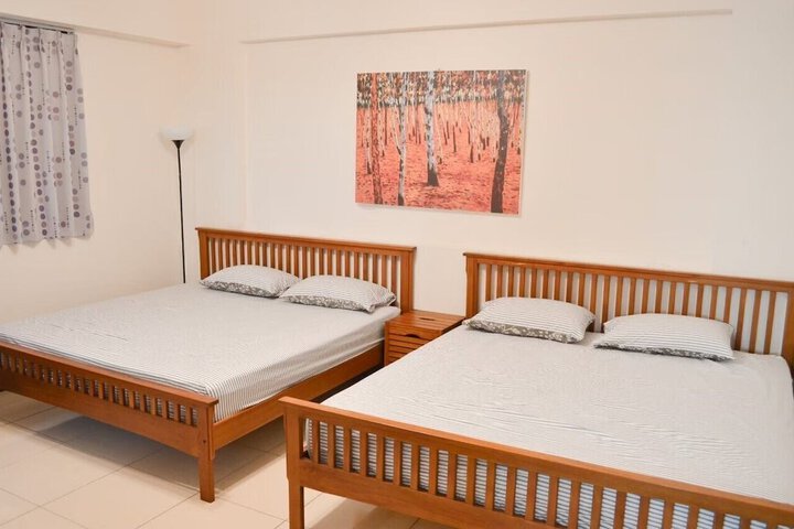 Room 4 of 11