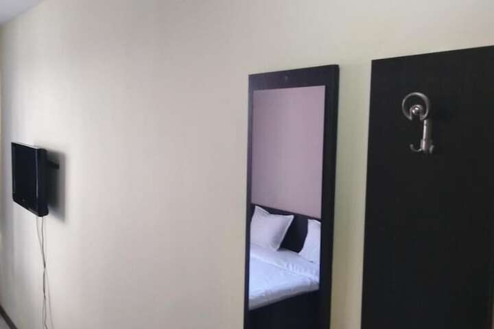 Room 19 of 56