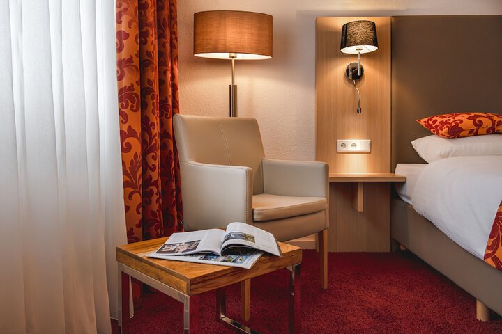 Room 42 of 89