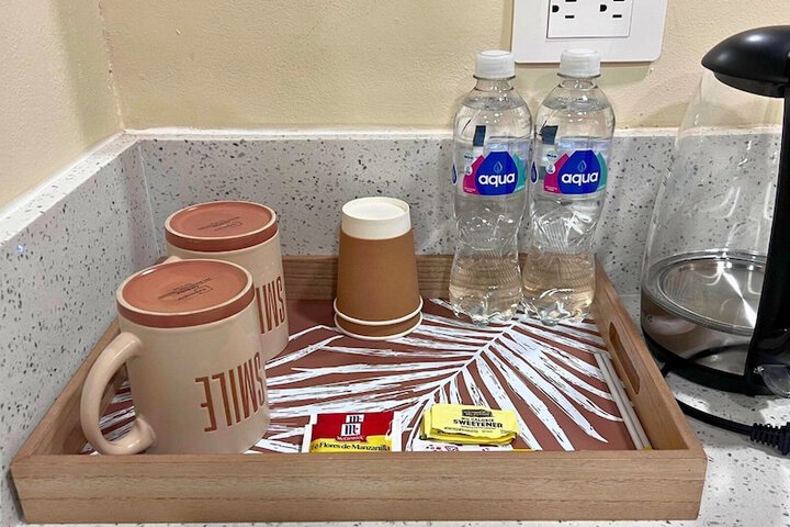 Breakfast/Coffee Service 44 of 108