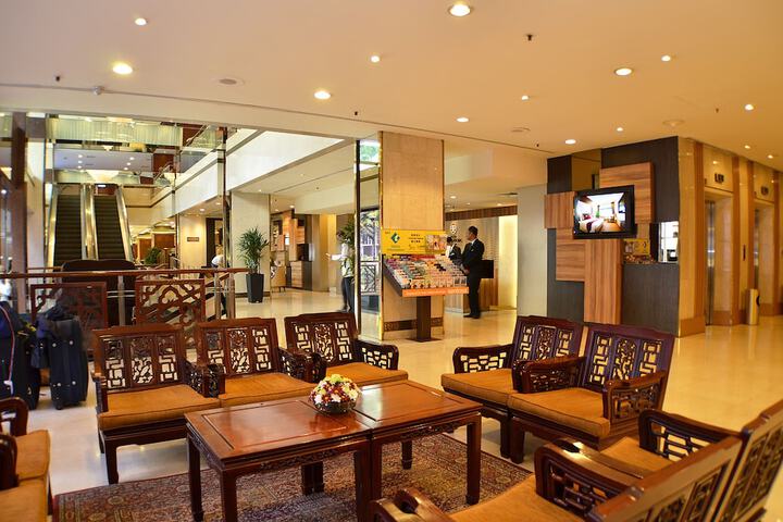 Lobby Entry