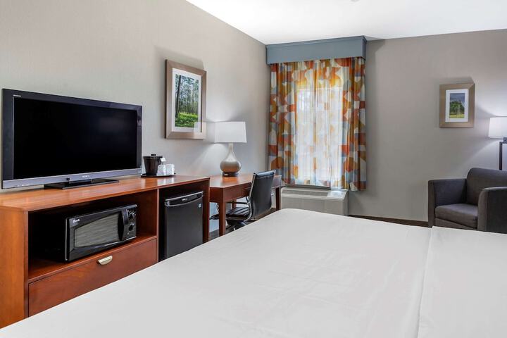 Room 9 of 41