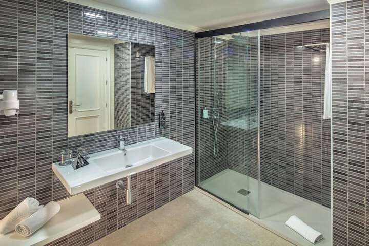 Bathroom Interior Photo