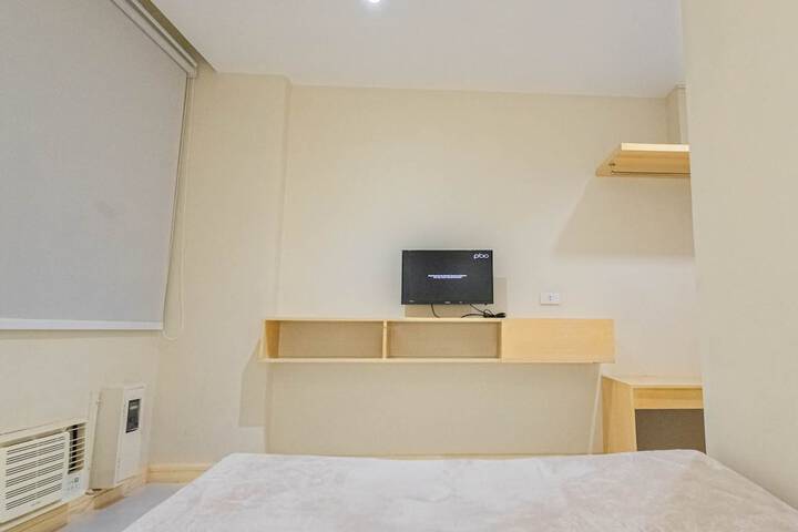 Room 30 of 52
