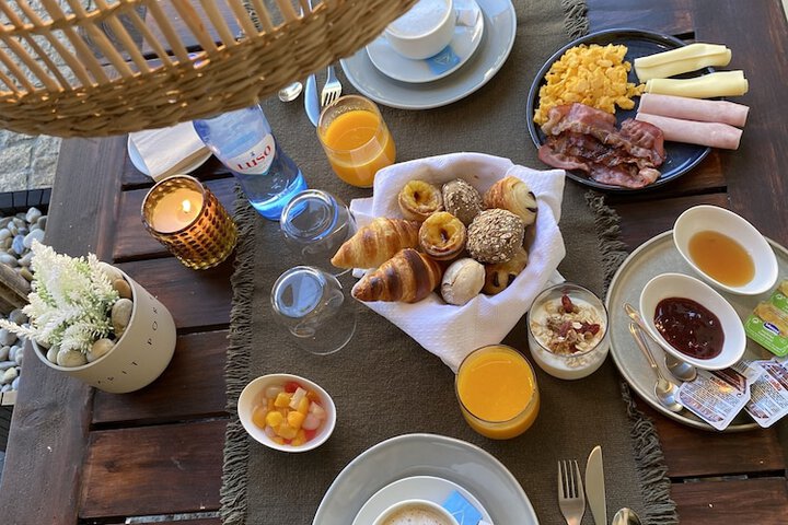 Breakfast/Coffee Service 46 of 58