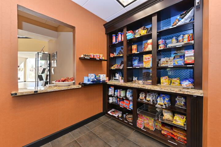 Snack bar